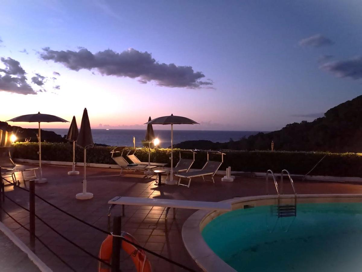 Hotel Horizon Elba Portoferraio Exteriör bild