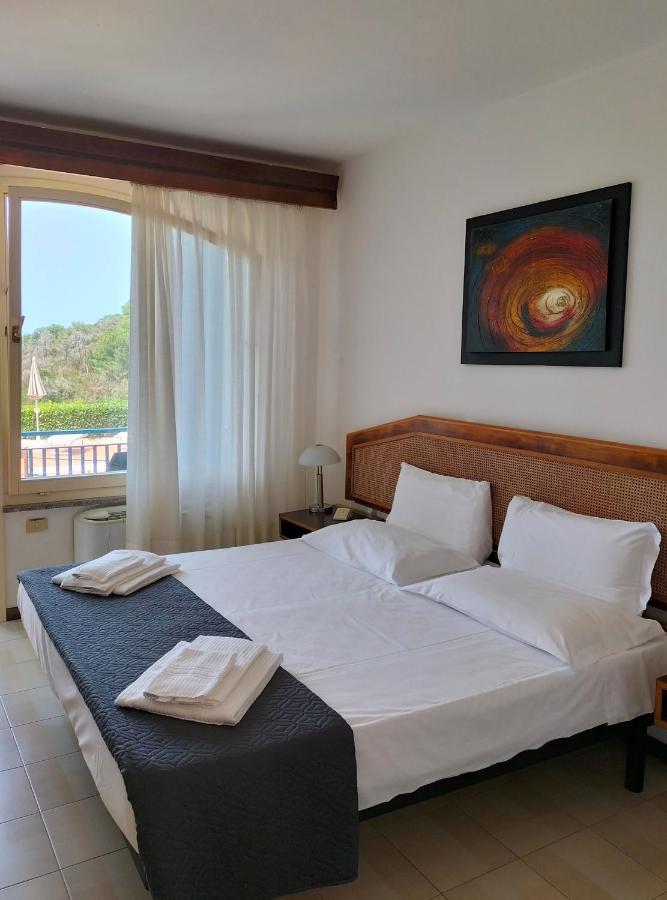 Hotel Horizon Elba Portoferraio Exteriör bild